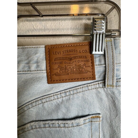 Levi’s Premium Womens Distressed Light Wash Ribcage Straight Ankle Jeans Size 26 - Picture 11 of 12